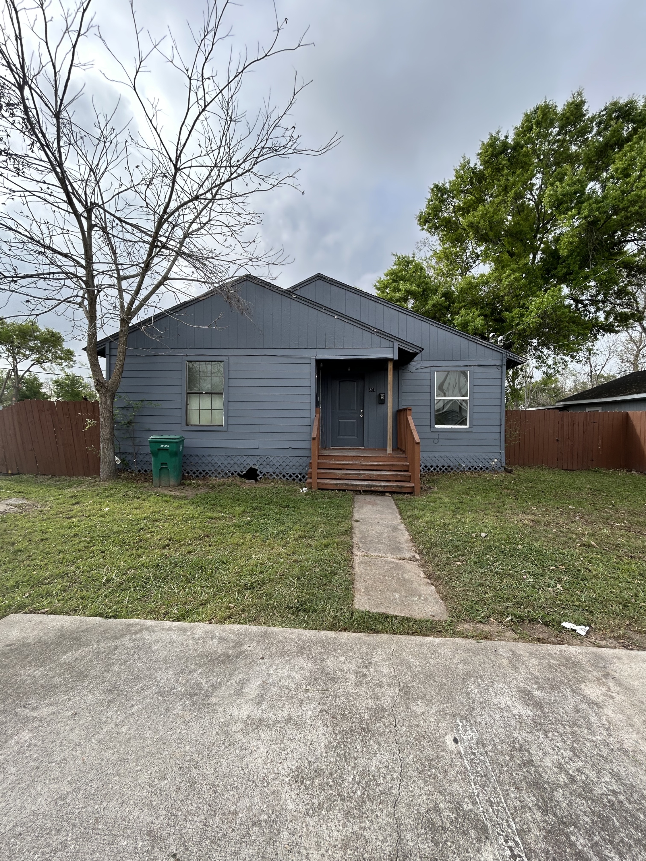 301 West Austin Unit 2